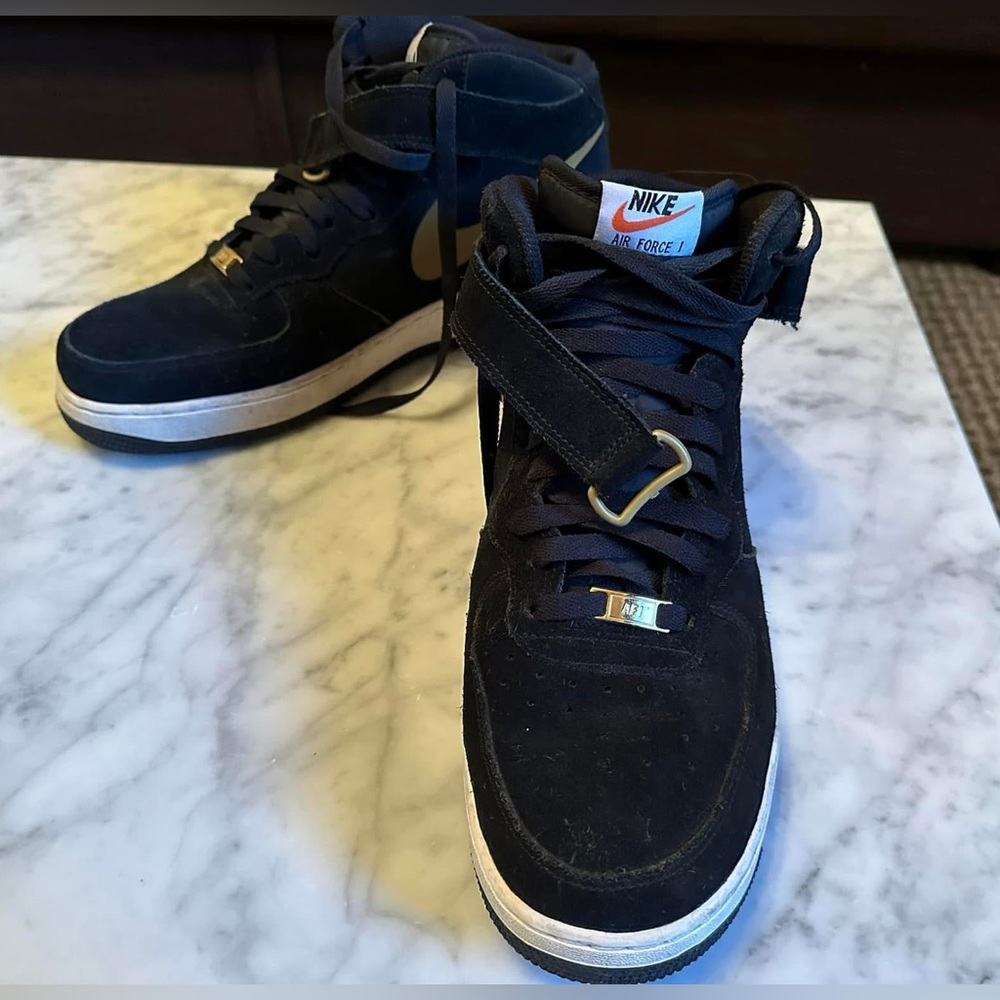 Nike Air Force 1 - Picture 2 of 4